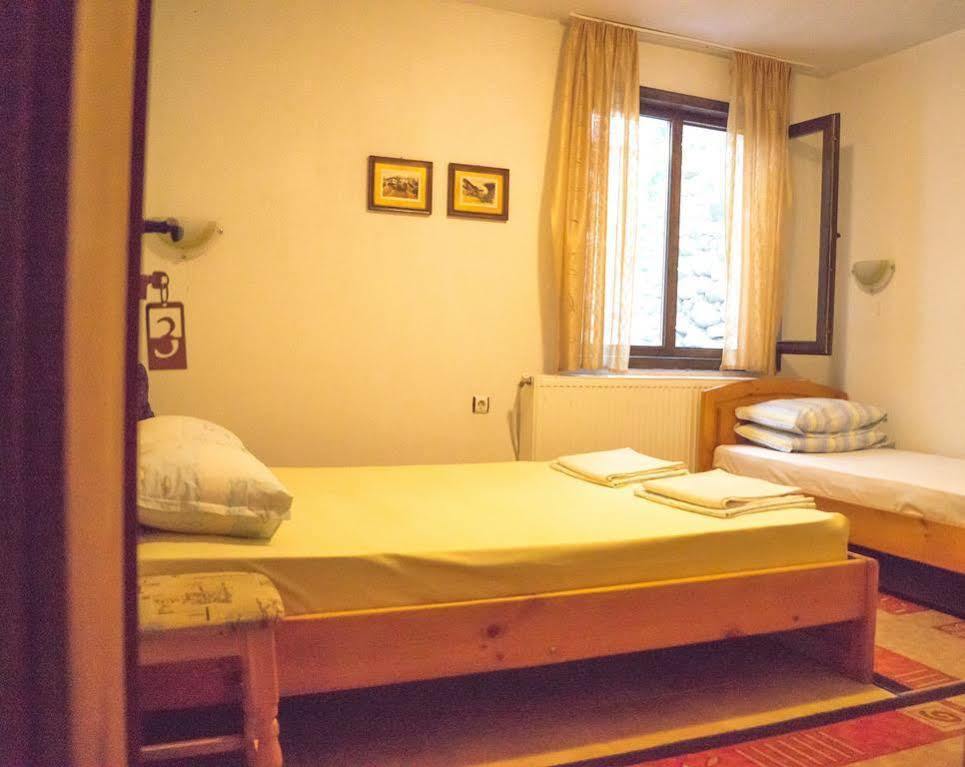 Toni'S Guest House Melnik  Esterno foto