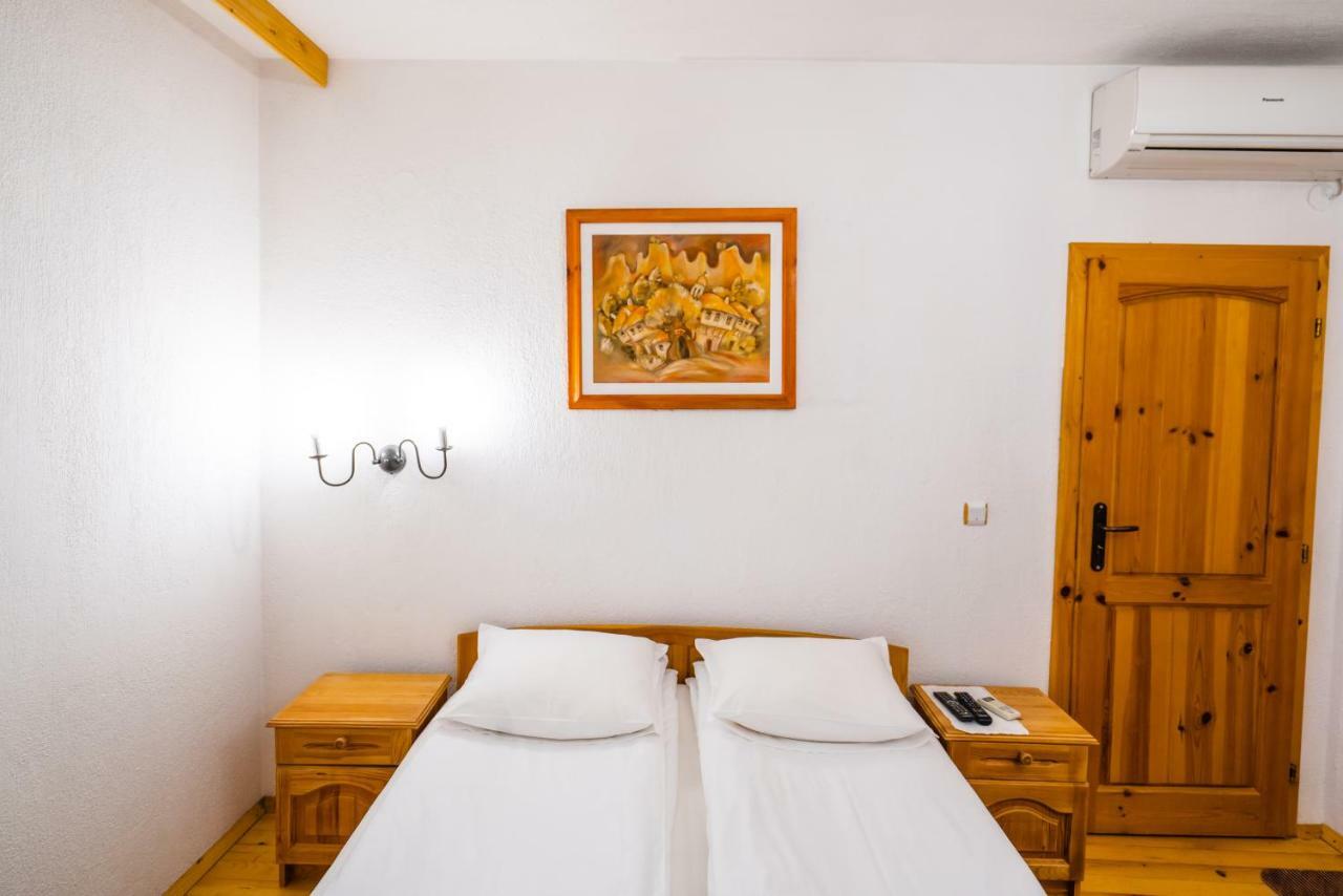 Toni'S Guest House Melnik  Esterno foto