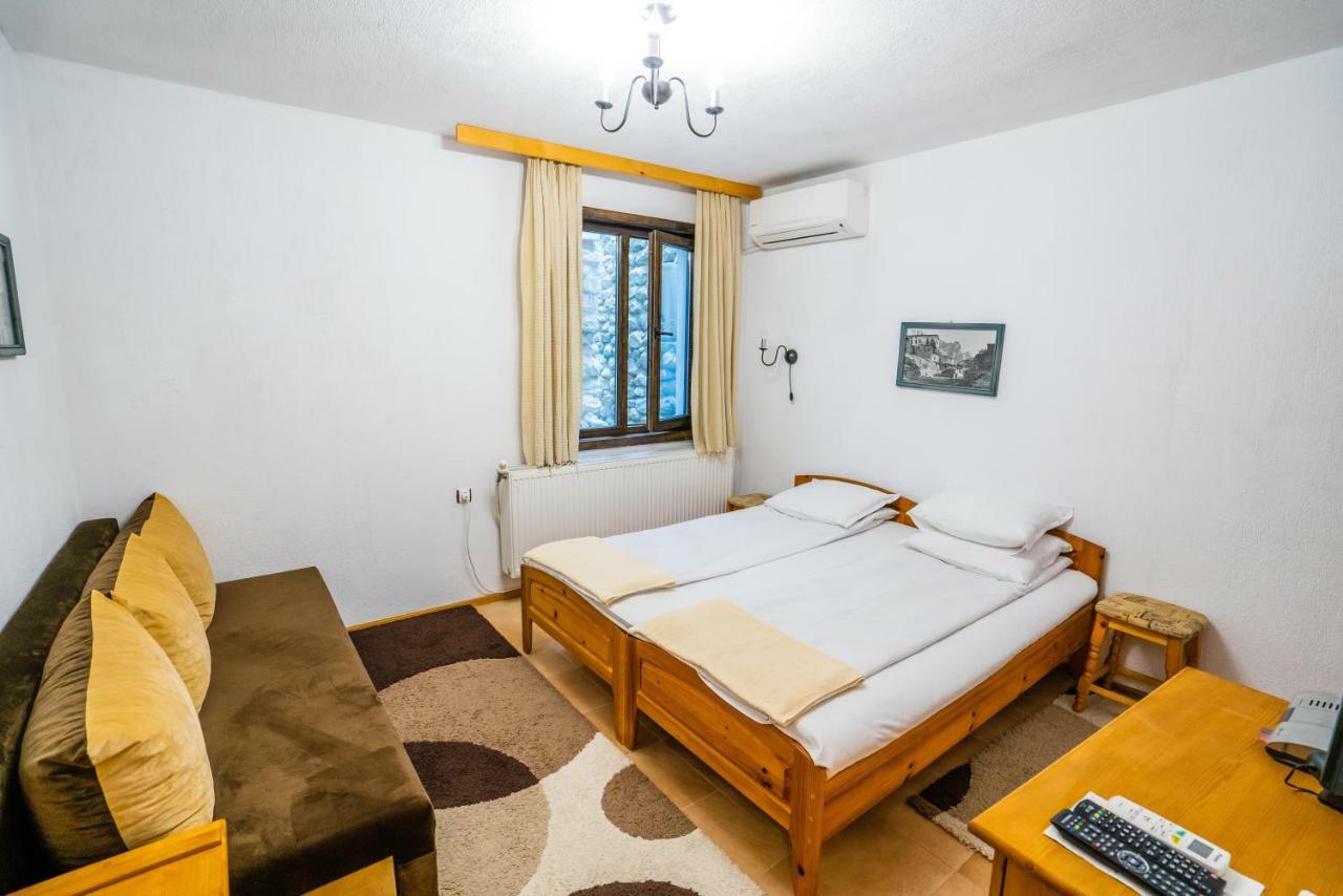 Toni'S Guest House Melnik  Esterno foto